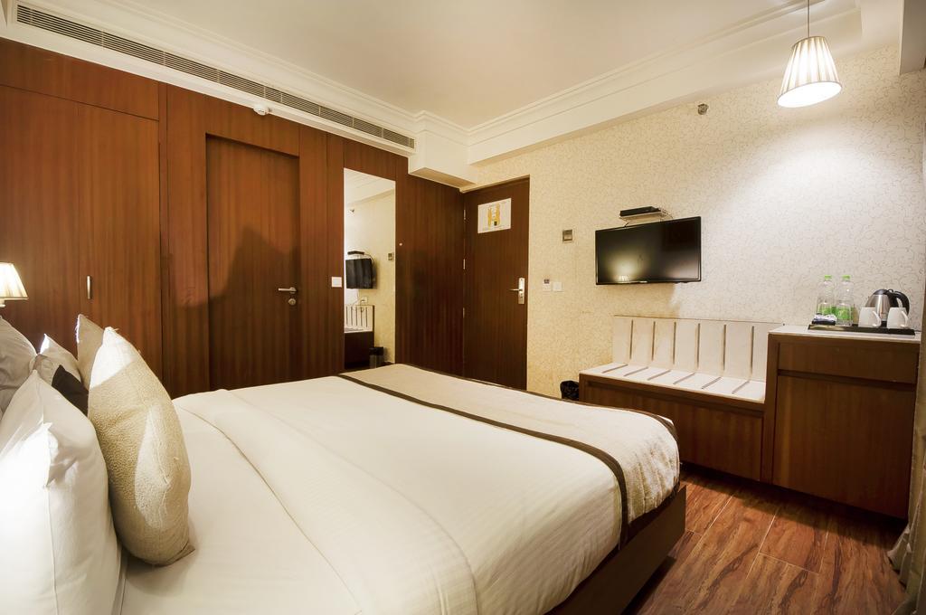 Hotel Regent Grand New Delhi Exterior photo
